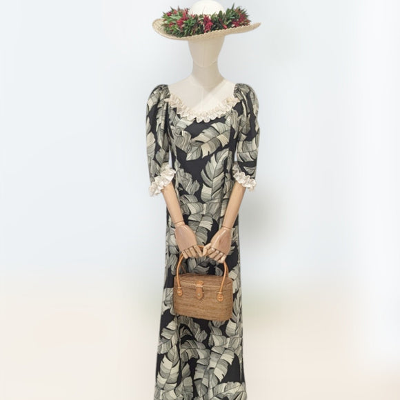 Banana Leaf Ruffle Muumuu Black White
