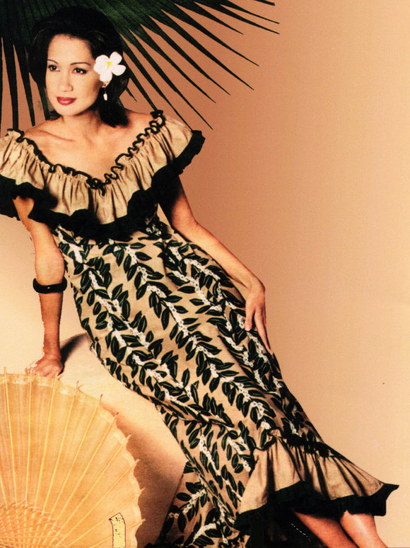 Vintage traditional beautiful Hawaiian dresses for special occasions. Custom made dresses and plus size custom dress.