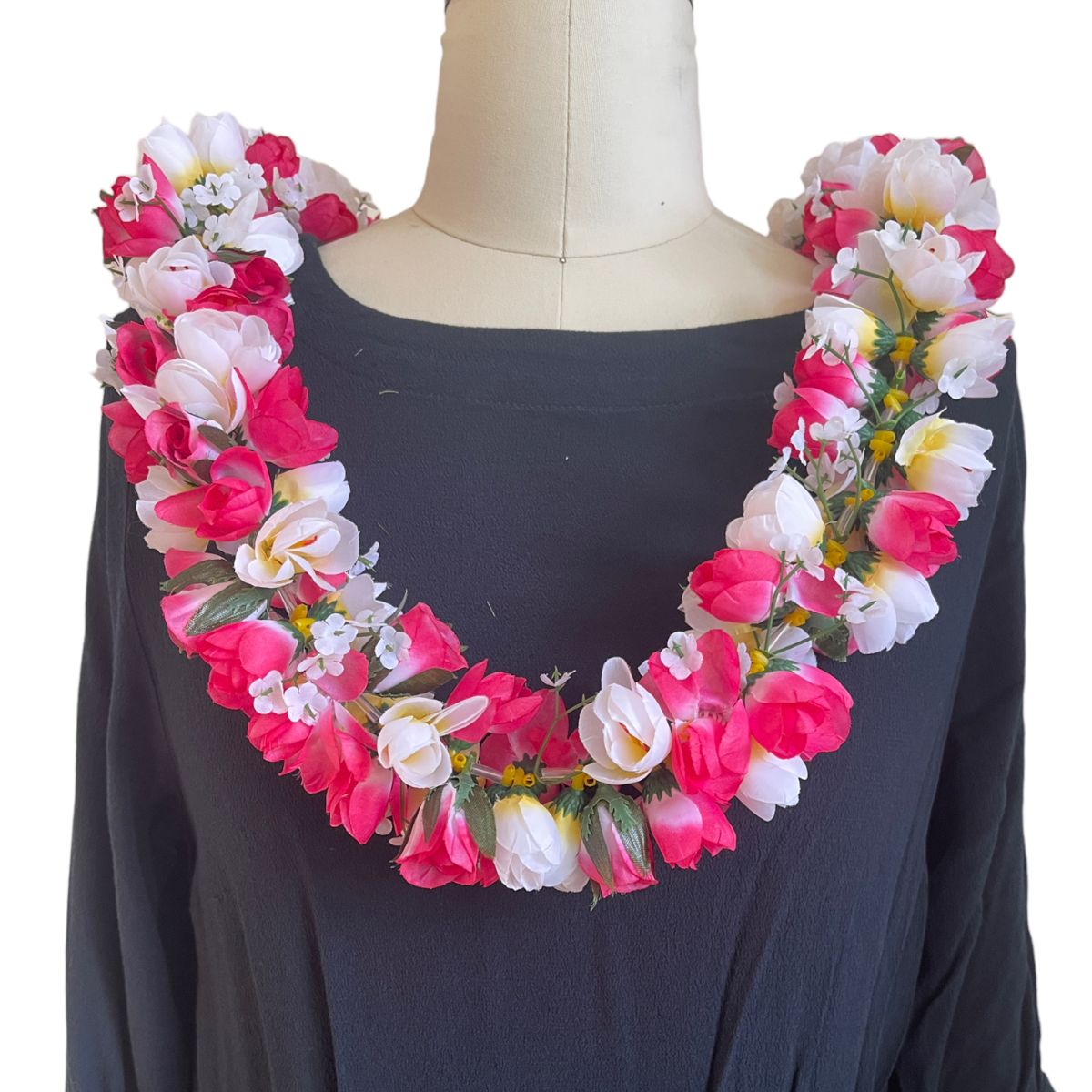 White and Pink Rose Flower Lei | Muumuu Mall by Muumuu Rainbow
