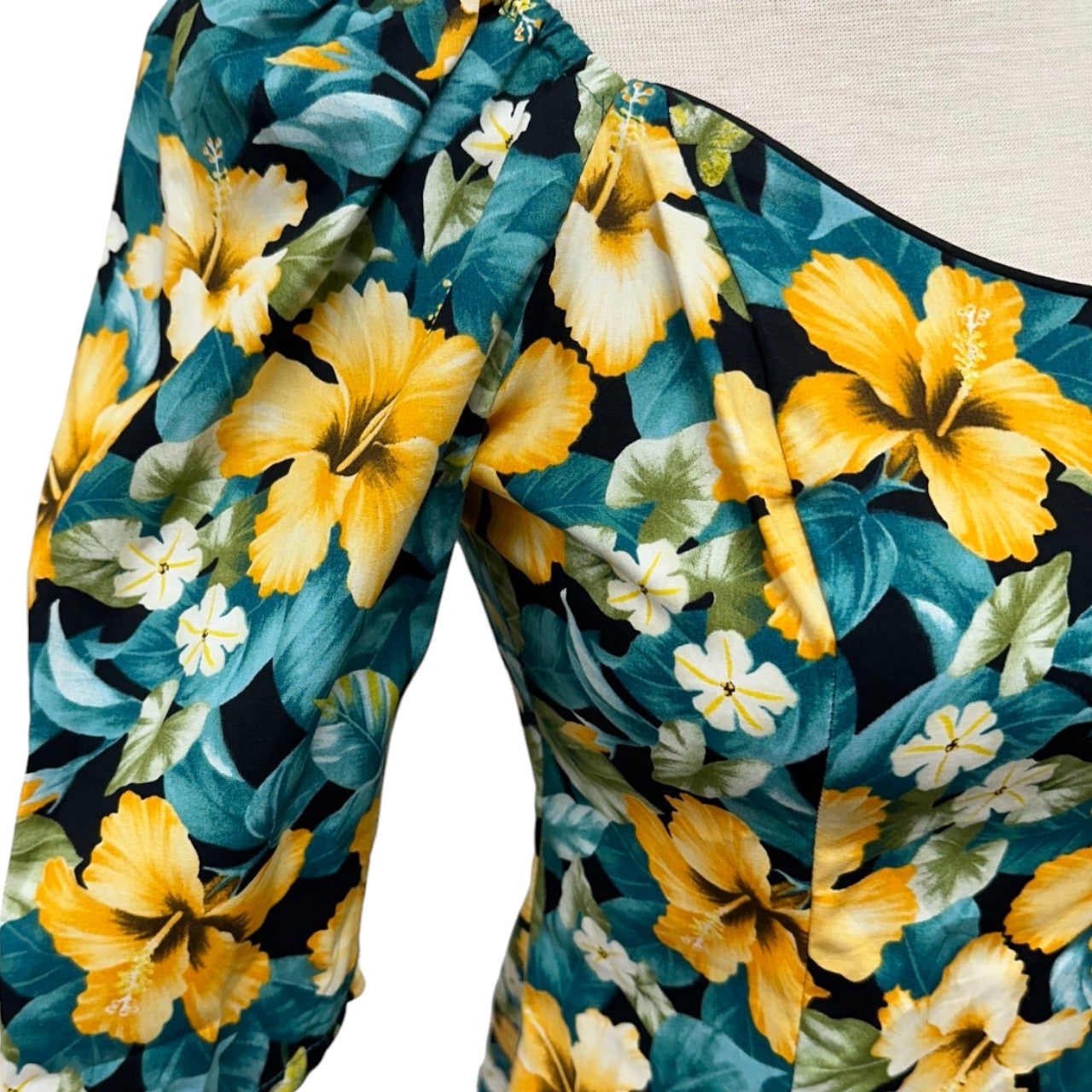 halfsleevetops_green yellow_hibiscus_3