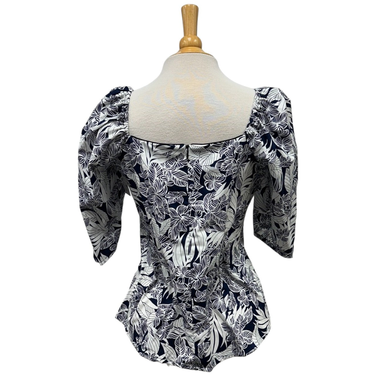 Elegant Hawaiian Print Half  Sleeve Blouse Top| Black & White Plumeria - 286B - 0