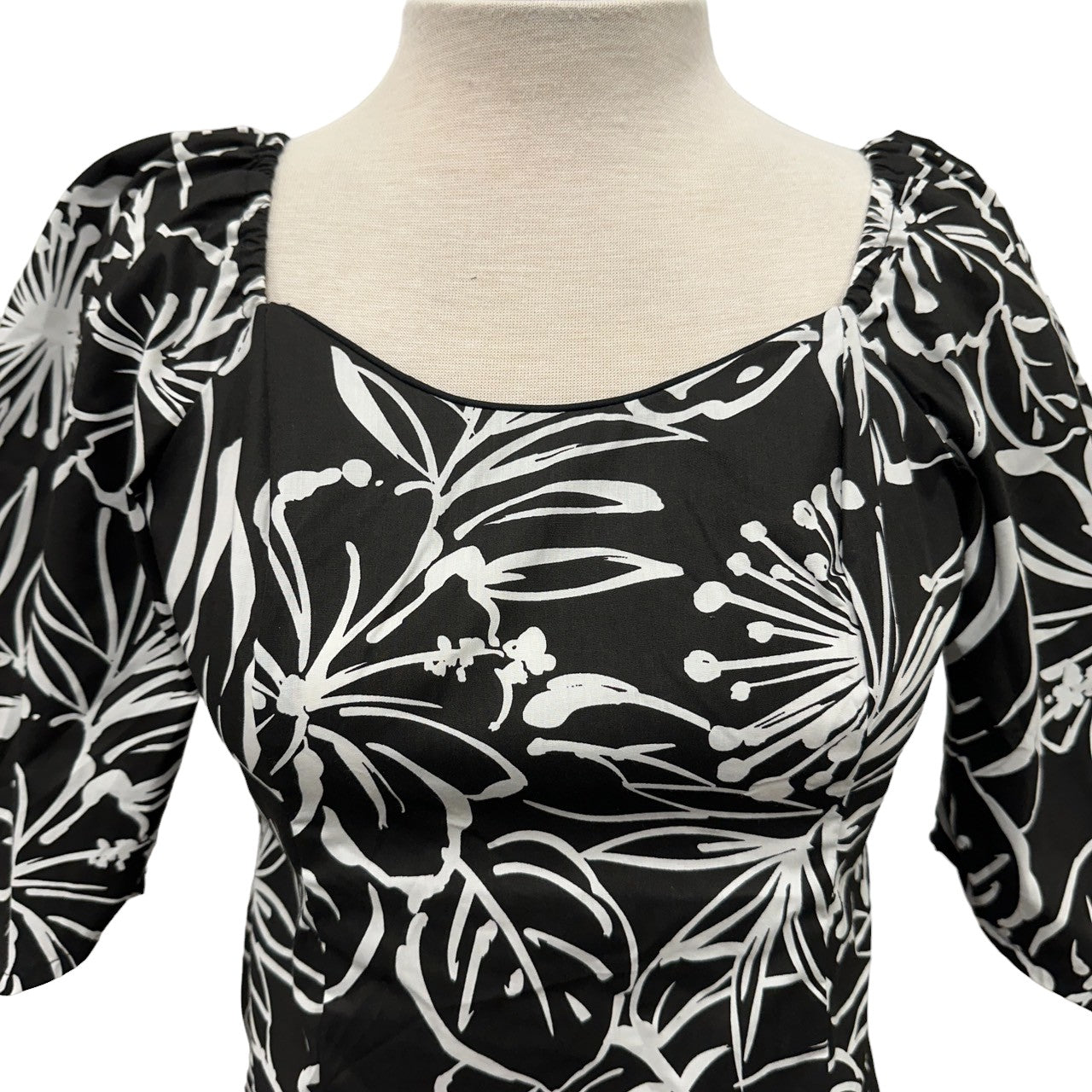 halfsleevetops_black_hibiscus_2