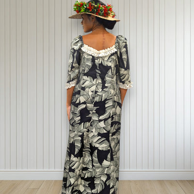 Banana Leaf Ruffle Muumuu Black White