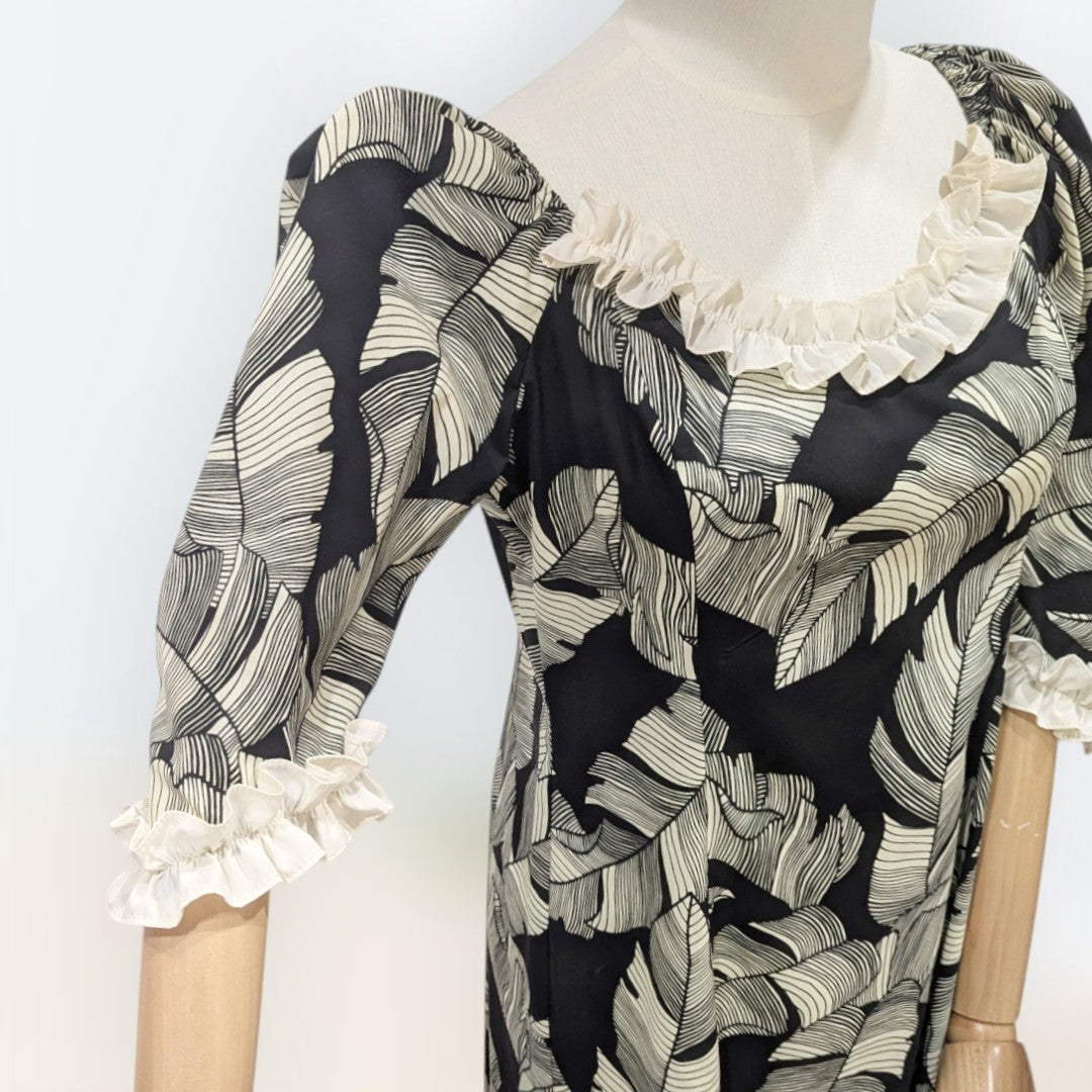 Banana Leaf Ruffle Muumuu – Black & White | Muumuu Mall by Muumuu Rainbow