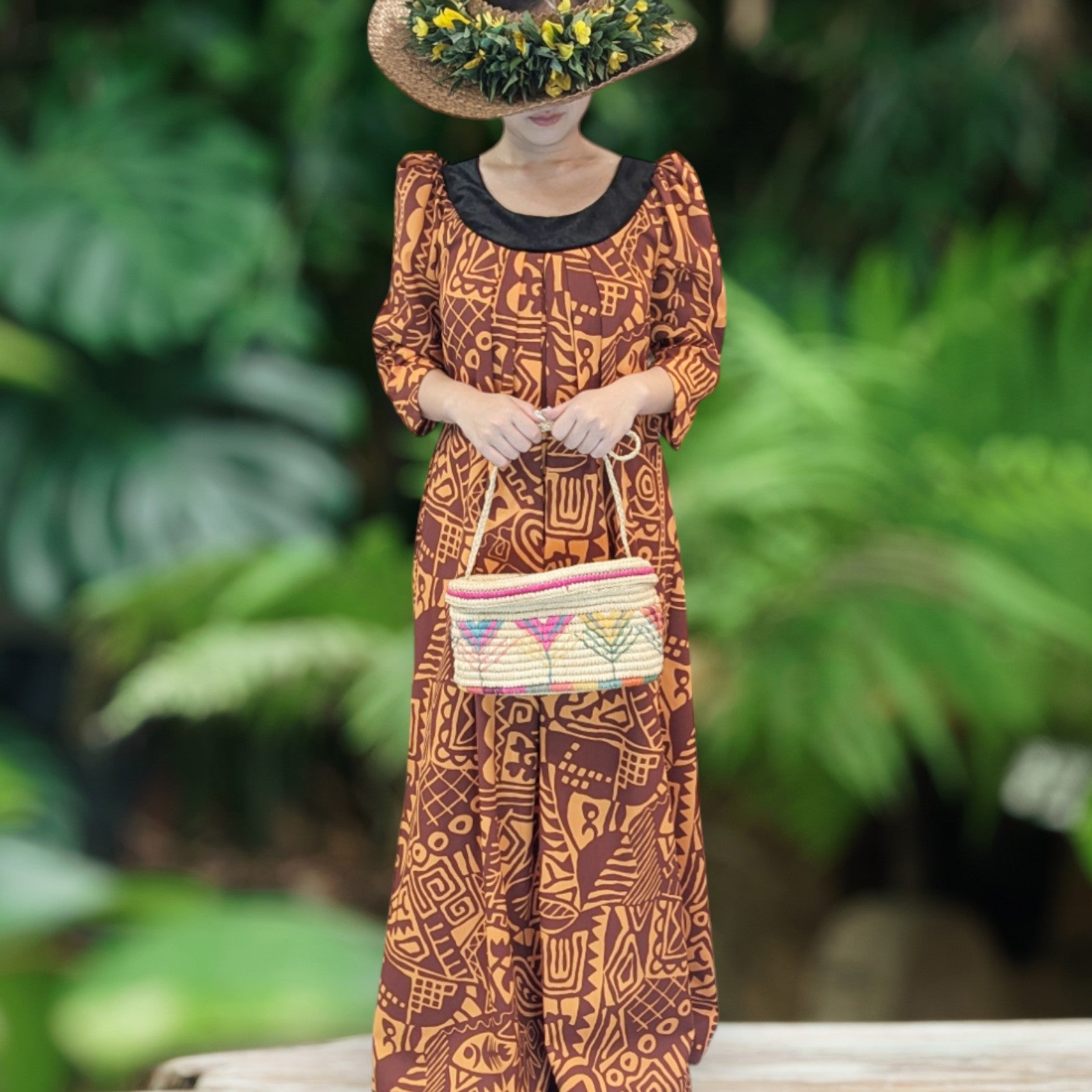 Palaka Vintage Muumuu Traditional Tahitian Muumuu Dresses Lavender