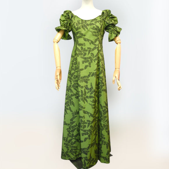 Deep Green Fern Elegance Hawaiian Long Flare Dress