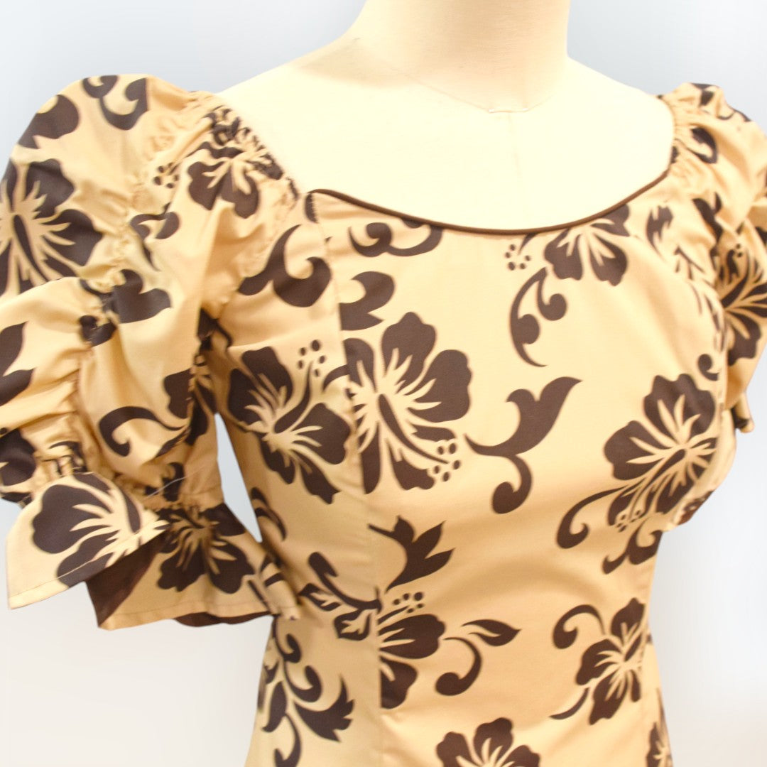 Short Pull Over Hibiscus Hawaiian Dress