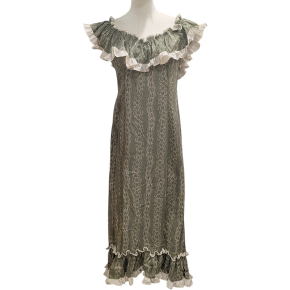 Traditional Hawaiian Holomuʻu – Beautiful Mermaid Line Hawaiian Dress | Made in Hawaii