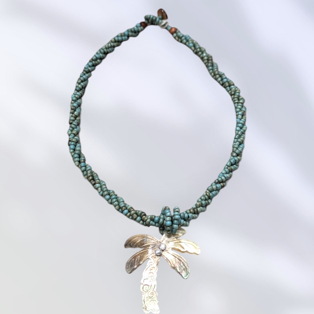 HawaiianStyleBeadedShellNecklace_PalmTree