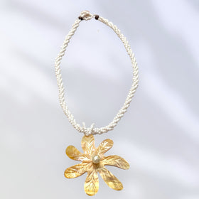 HawaiianStyleBeadedShellNecklace_Tiare