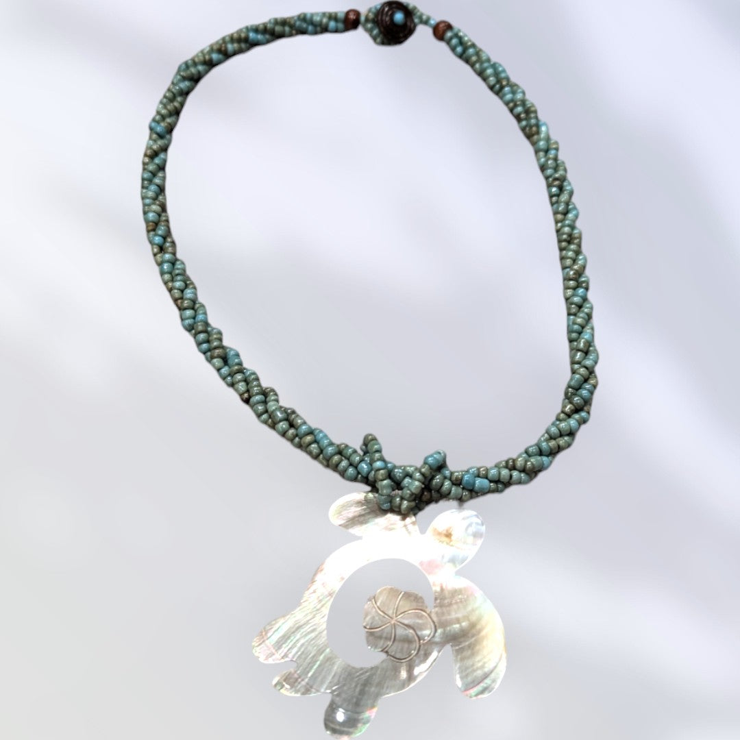 HawaiianStyleBeadedShellNecklace_Turtle