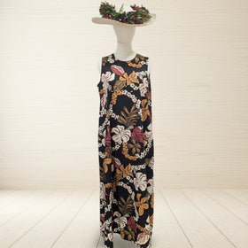 Hawaiian Floral Lei Resort Dress Black