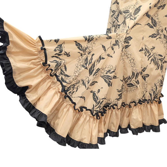 Traditional Hawaiian Holomuʻu – Elegant Flower Lei Print Mermaid Line Dress with Train | Made in Hawaii