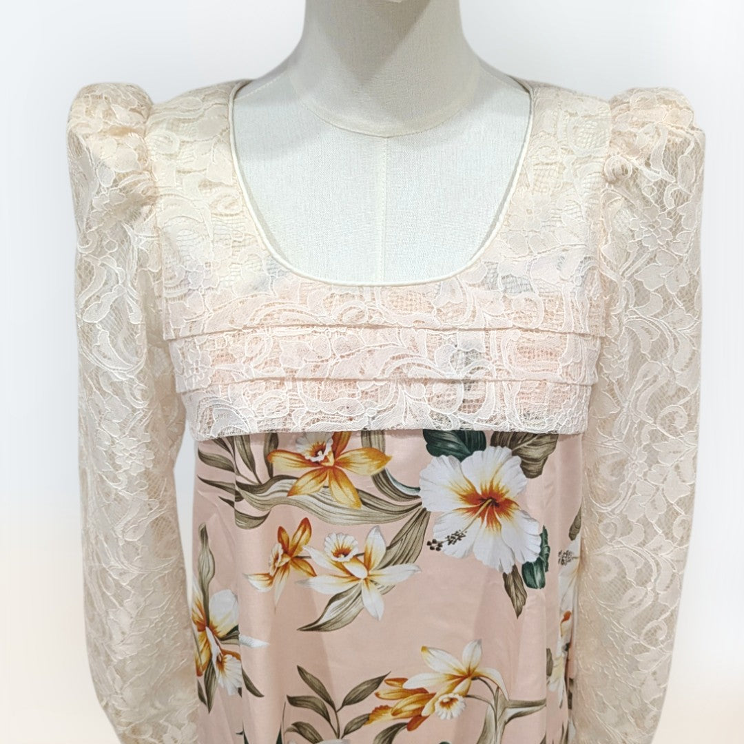 Island Bloom Hawaiian Dress – Beige Lace & Soft Floral Print Design  I 2034