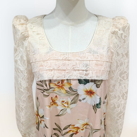 Island Bloom Hawaiian Dress – Beige Lace & Soft Floral Print Design  I 2034