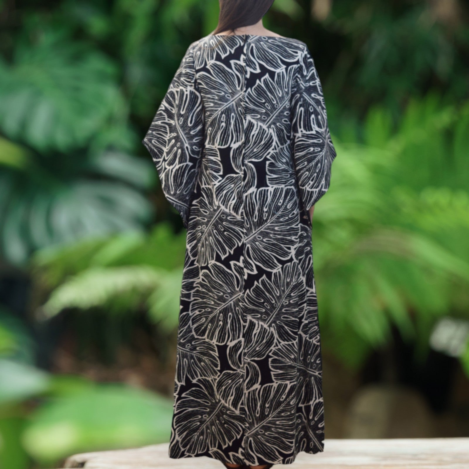 Black-Kimono-Sleeve-Hawaiian-Dress-With-Slit-Design-Monstera