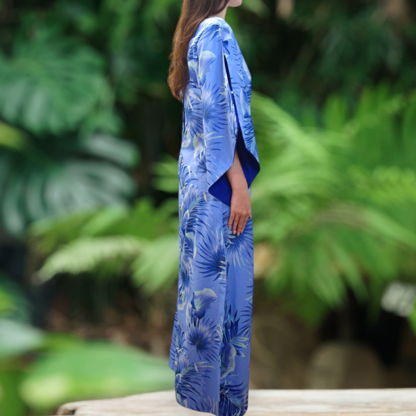 Kimono-Sleeve-Hawaiian-Dress-With-Slit-Design-Blue