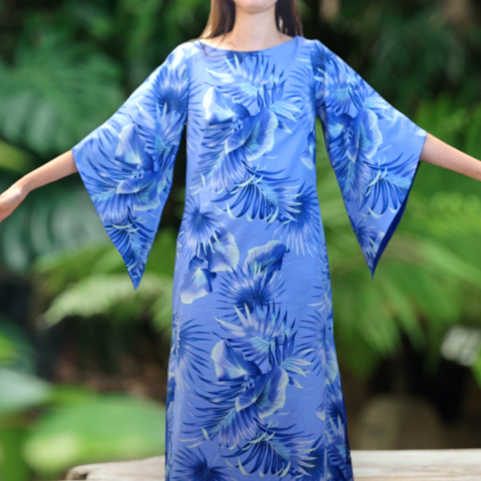 KimonoSleeveHawaiianDressWithSlitDesign-Blue