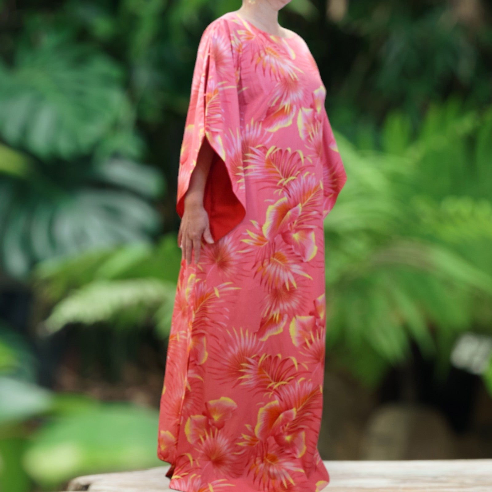 Kimono-Sleeve-Hawaiian-Dress-With-Slit-Design-Peach