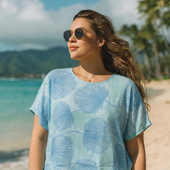 Comfort & Effortless Elegant Top in the Loulu Palm Leaf – PK Original Print
