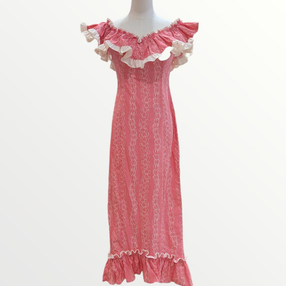 Traditional Hawaiian Holomuʻu – Beautiful Mermaid Line Hawaiian Dress | Made in Hawaii