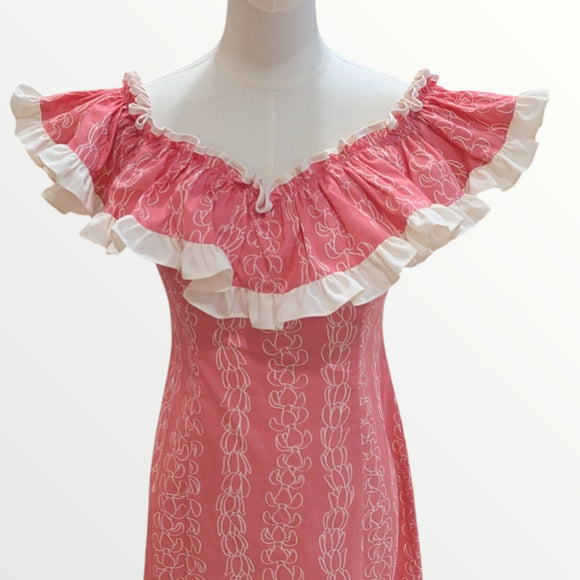 Traditional Hawaiian Holomuʻu – Beautiful Mermaid Line Hawaiian Dress | Made in Hawaii