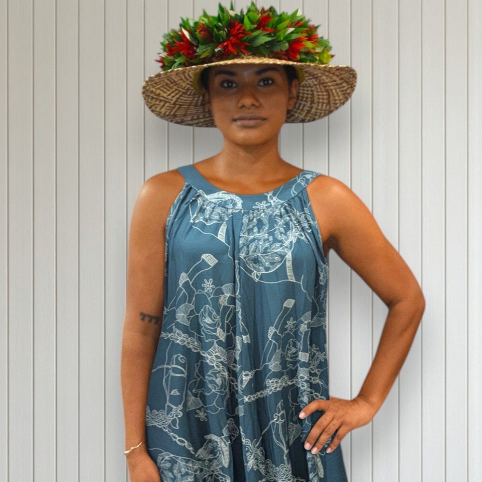 Princess Kaiulani P Rider Maxi Dress Versatile Peacock Feather Print Dress Made in Hawaii Teal Green / L - XL Princess Kaiulani P Rider Maxi Dress Versatile Peacock Feather Print Dress Made in Hawaii Teal Green / L - XL