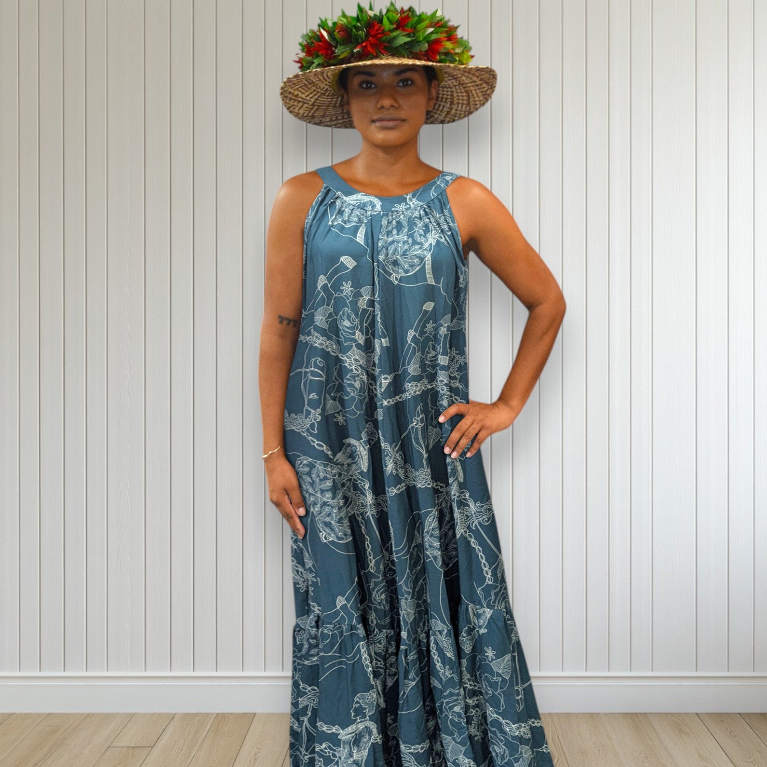 Princess Kaiulani P Rider Maxi Dress Versatile Peacock Feather Print Dress Made in Hawaii Charcoal Gray / L - XL Princess Kaiulani P Rider Maxi Dress Versatile Peacock Feather Print Dress Made in Hawaii Charcoal Gray / L - XL