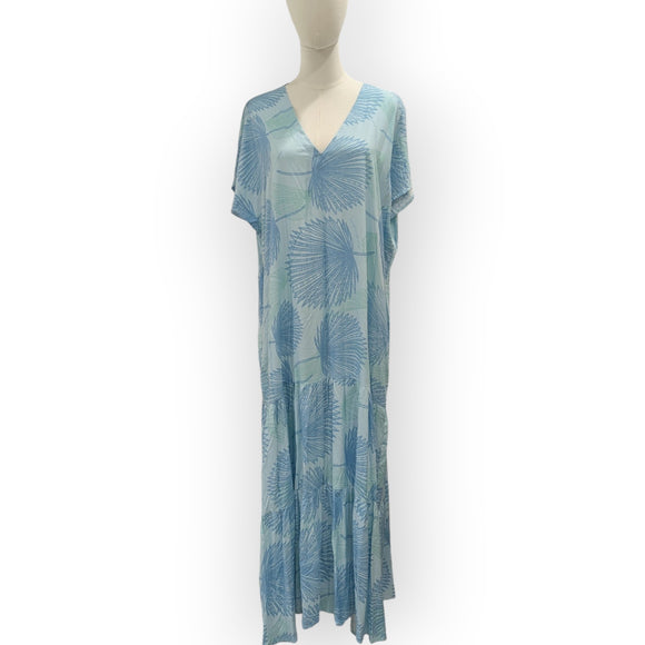 Women’s Relaxed V-Neck Rayon Dress with Ruffle Sleeves in the Loulu Palm Leaf – PK Original Print