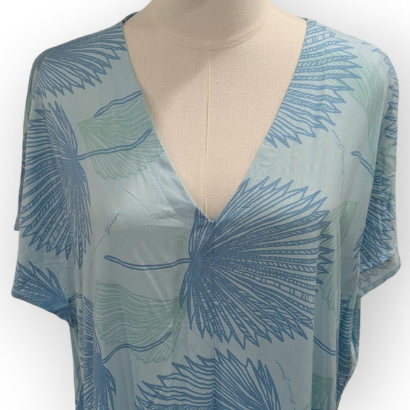 Women’s Relaxed V-Neck Rayon Dress with Ruffle Sleeves in the Loulu Palm Leaf – PK Original Print