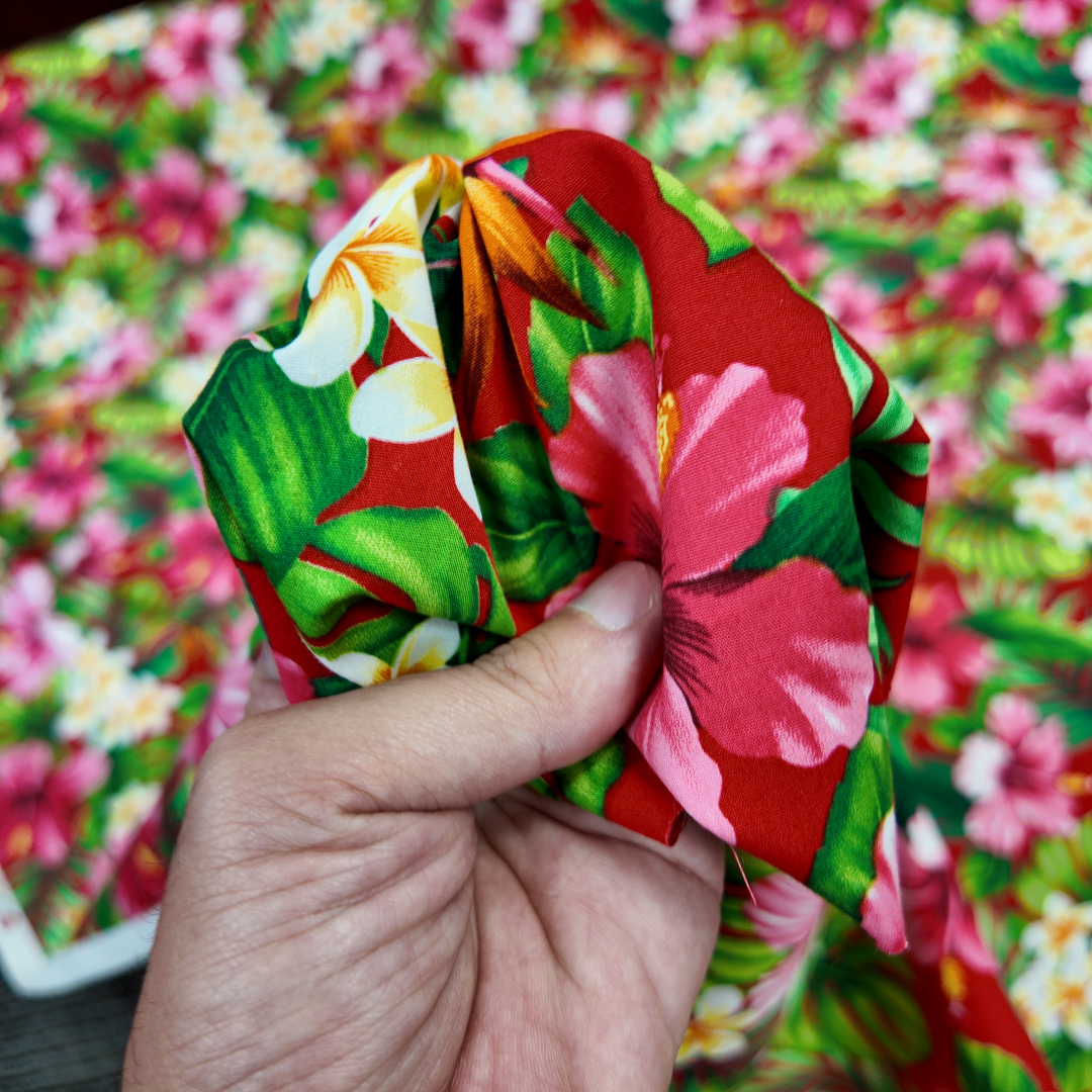 red_tropical_flowers_fabric_4