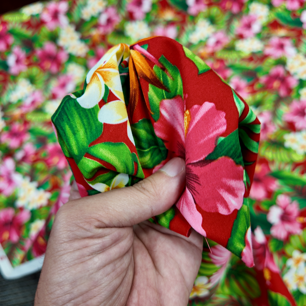 red_tropical_flowers_fabric_4