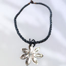 Tiare-flower-Shell-Beach-Necklace-black-pearl