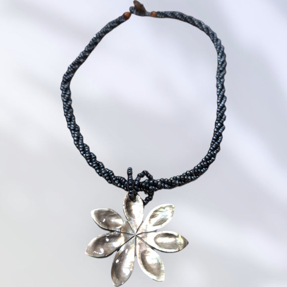 Tiare-flower-Shell-Beach-Necklace-black-pearl