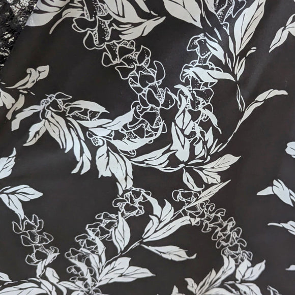 Twilight Puakenikeni Hawaiian Muumuu – Hand Printed Black