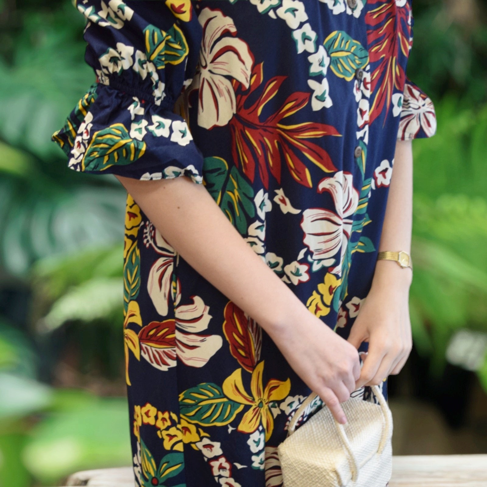 Vintage Inspired Hibiscus Print High Neck Muumuu-Dark Navy 8221