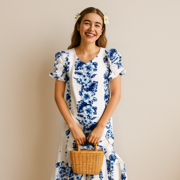 White Navy Hibiscus Muumuu Sleeve