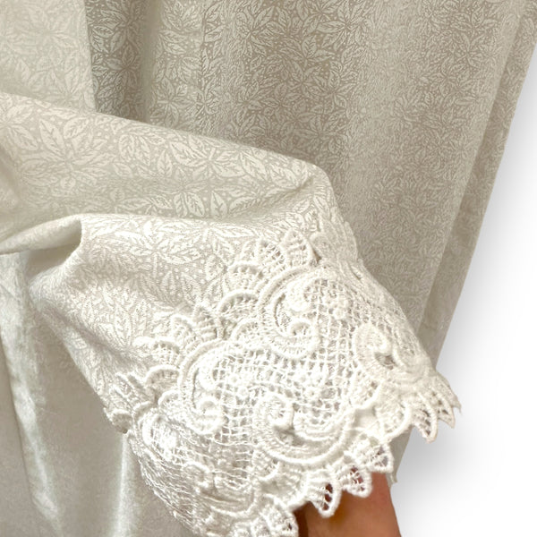 White on White Lace Trim Small Flowerl Prints Vintage Long Sleeve Hawaiian Dress