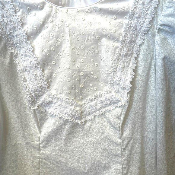 White-on-White Cottagecore Vintage Revival Hawaiian Dress – Lace Trim Long Sleeve 6761/750