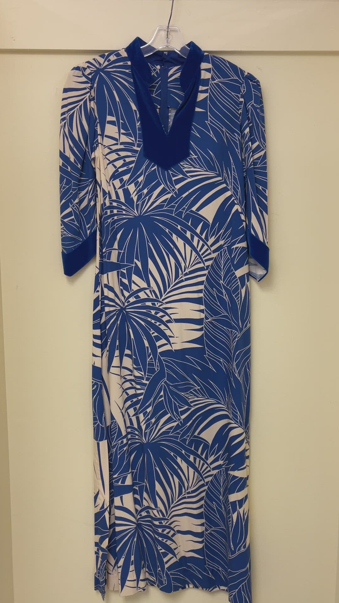 Hawaiian Muumuu Dress with Blue Velvet Trim | Palm Leaf Print 2656-7