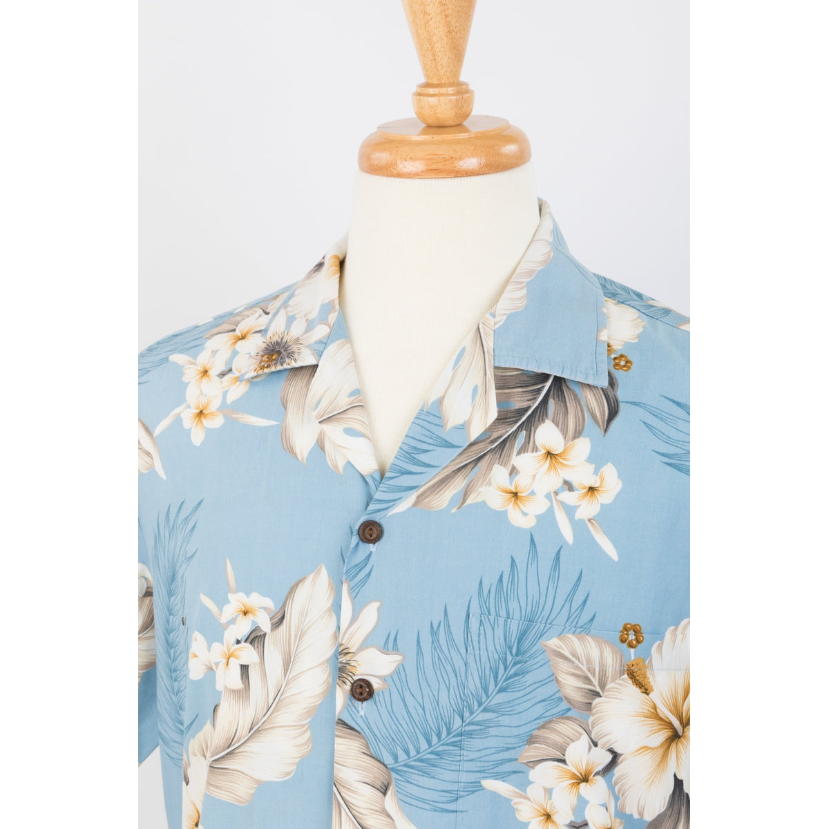 Hibiscus Cotton Aloha Shirt | Light Blue - Muumuu Outlet