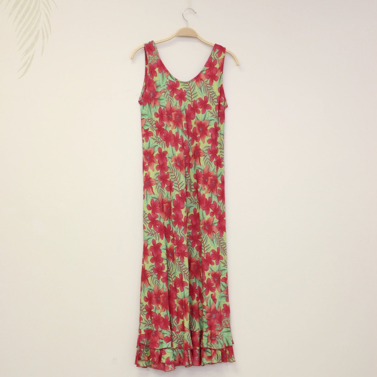 Red Hawaiian Floral Print Sleeveless Swing Dress on Green - Muumuu Outlet