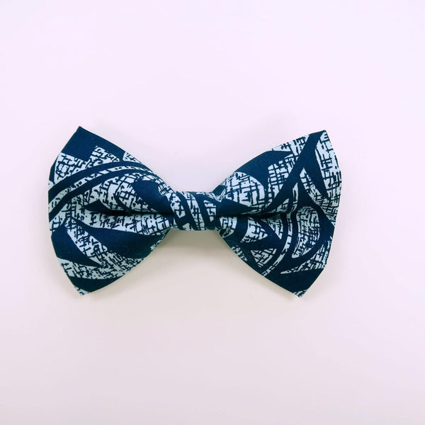Blue Dog's Collar Bow Tie - Muumuu Outlet