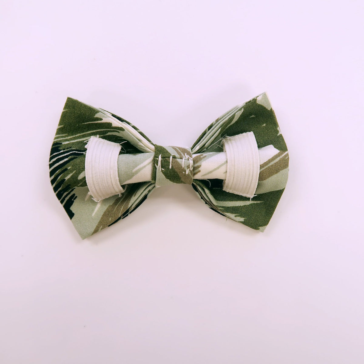 Camouflage Surfer Print Dog's Bow Tie | Pet Fashion - Muumuu Outlet