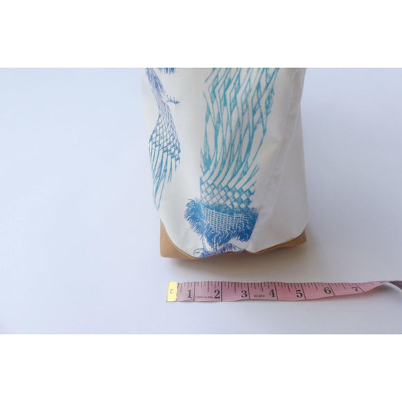 Lauhara Print White Tote - Muumuu Outlet