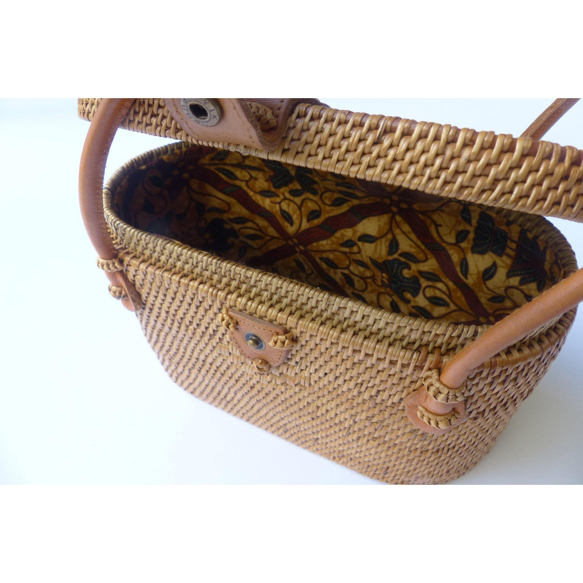 Wicker Basket Party Bag - Muumuu Outlet