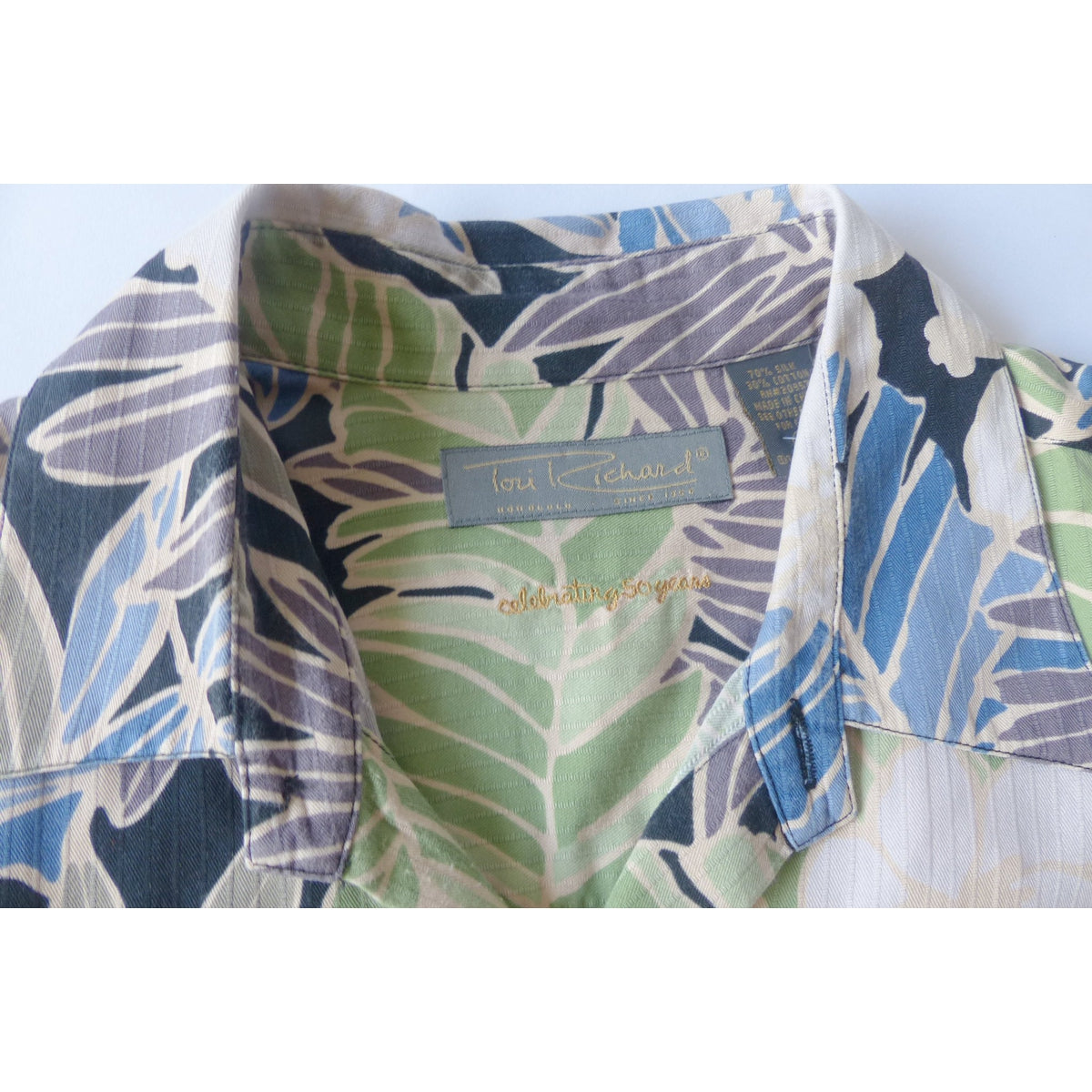 Tori Richard Silk Vintage Aloha Shirt - Muumuu Outlet