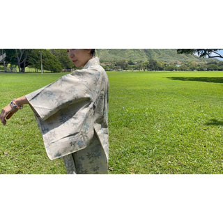 Silk Kimono Authentic Japanese l Grey Autumn Leaf - Muumuu Outlet