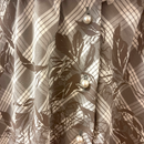 白いフリルのハワイアンパラカムムームードレス-5