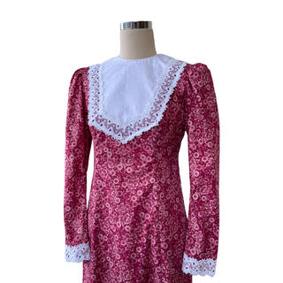 Red and White Lace Trim Vintage Style Long Sleeve Gorgeous Dress 6761/750
